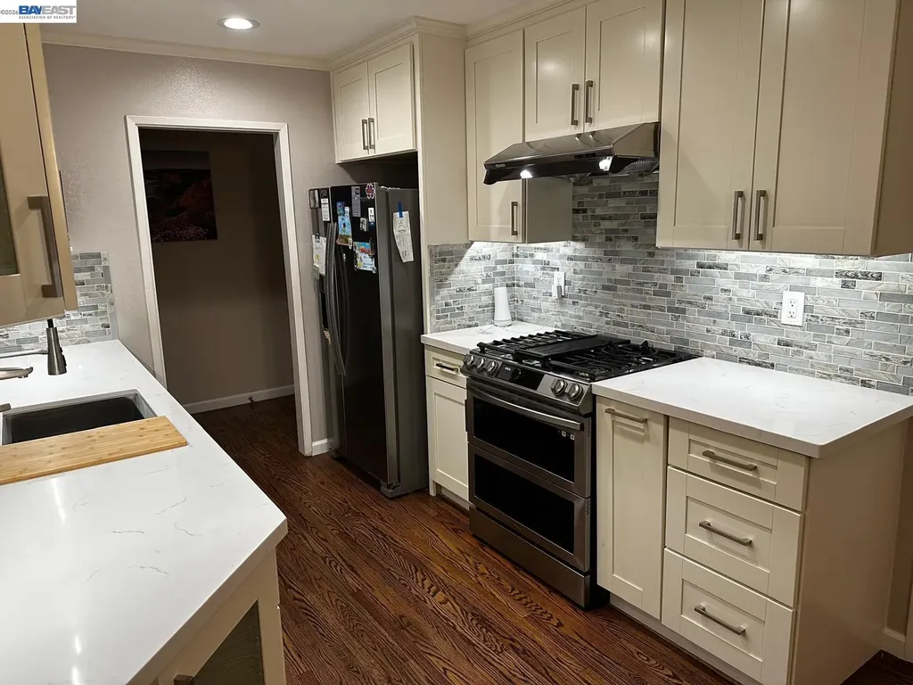 2683 Parkside Drive Fremont CA 94536