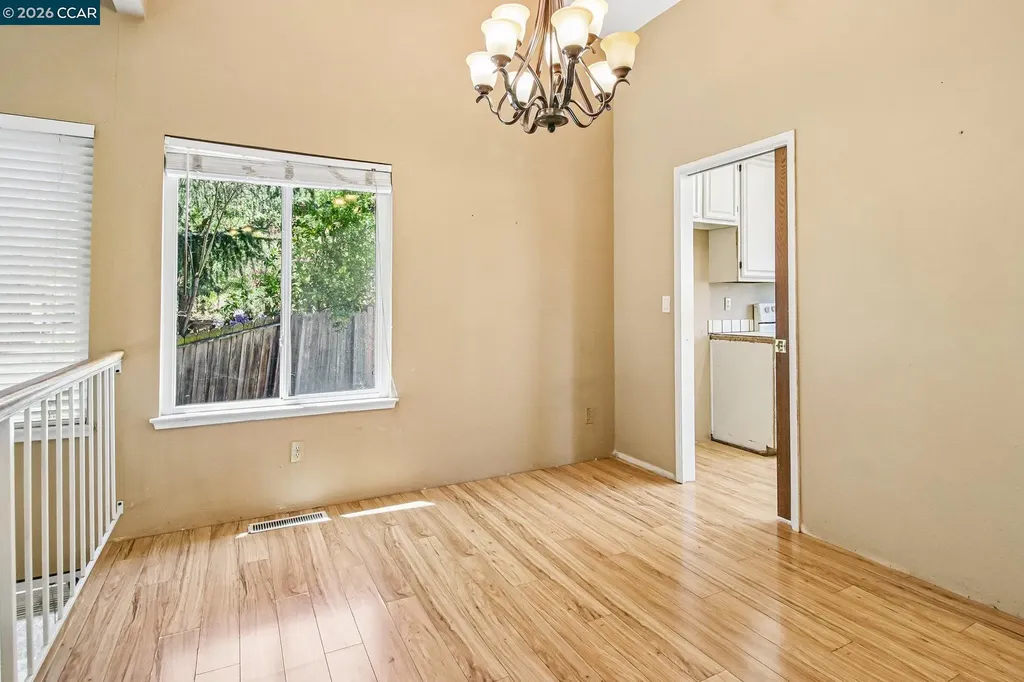 410 Oakbreeze Court Martinez CA 94553