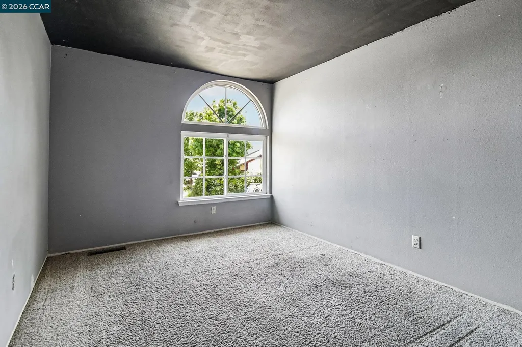 410 Oakbreeze Court Martinez CA 94553