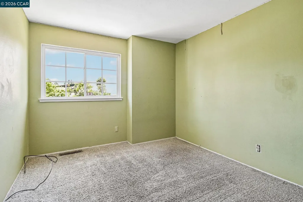 410 Oakbreeze Court Martinez CA 94553