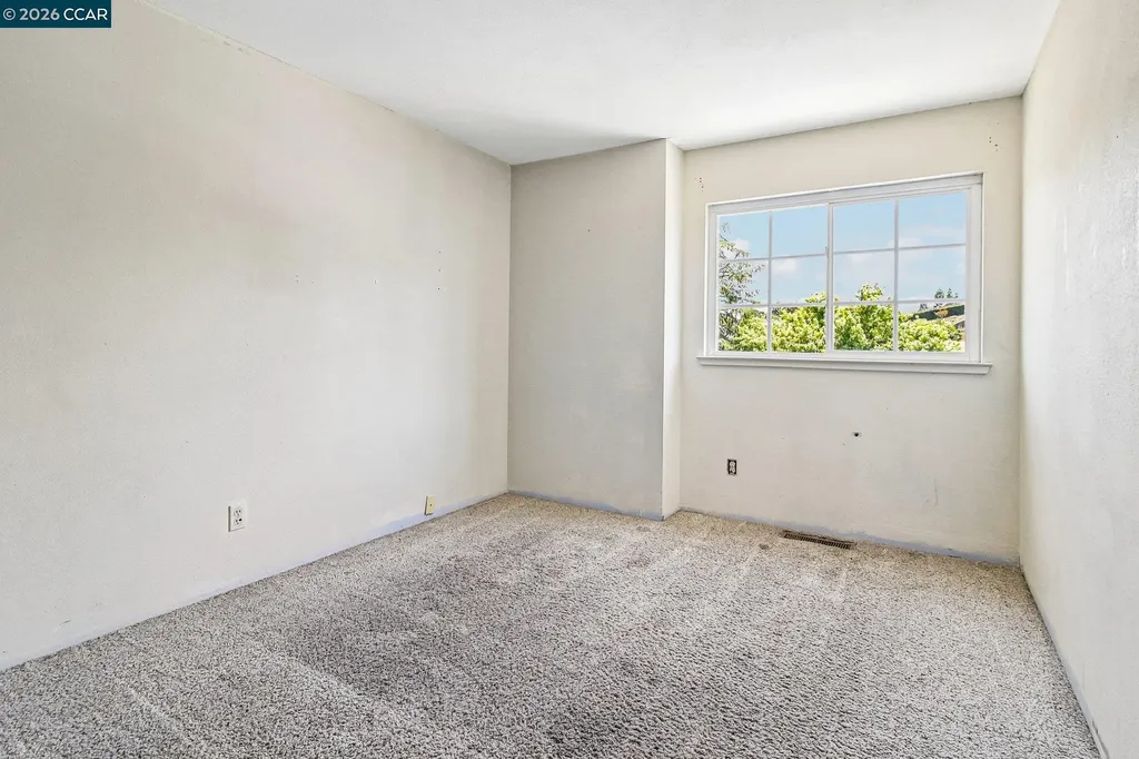 410 Oakbreeze Court Martinez CA 94553