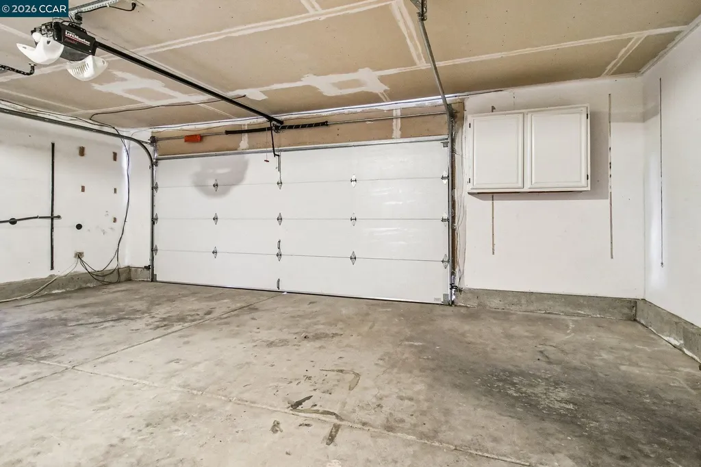 410 Oakbreeze Court Martinez CA 94553