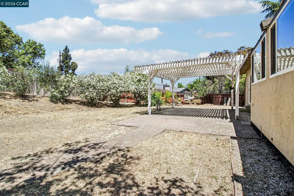 410 Oakbreeze Court Martinez CA 94553