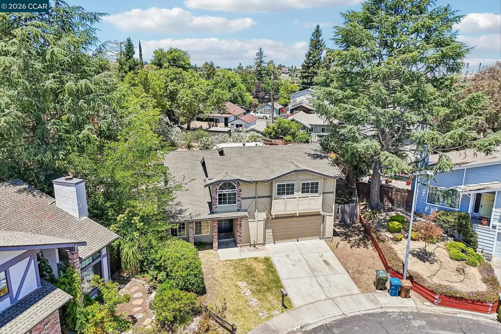 410 Oakbreeze Court Martinez CA 94553