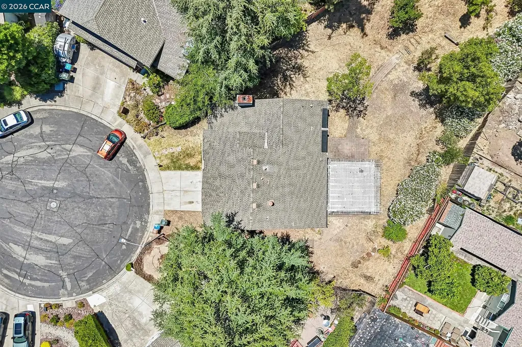 410 Oakbreeze Court Martinez CA 94553