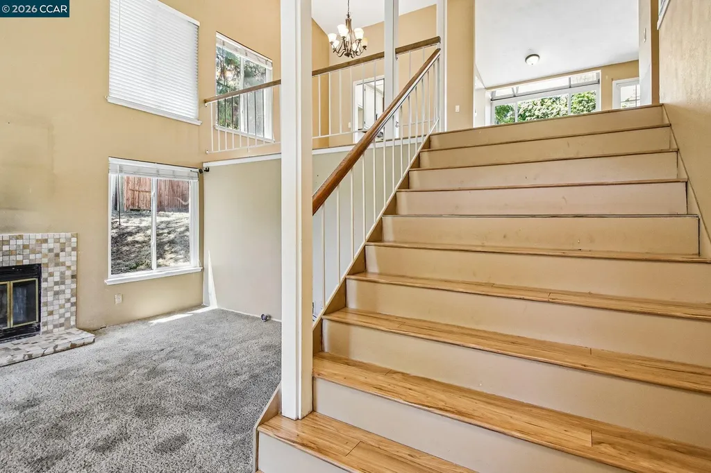 410 Oakbreeze Court Martinez CA 94553