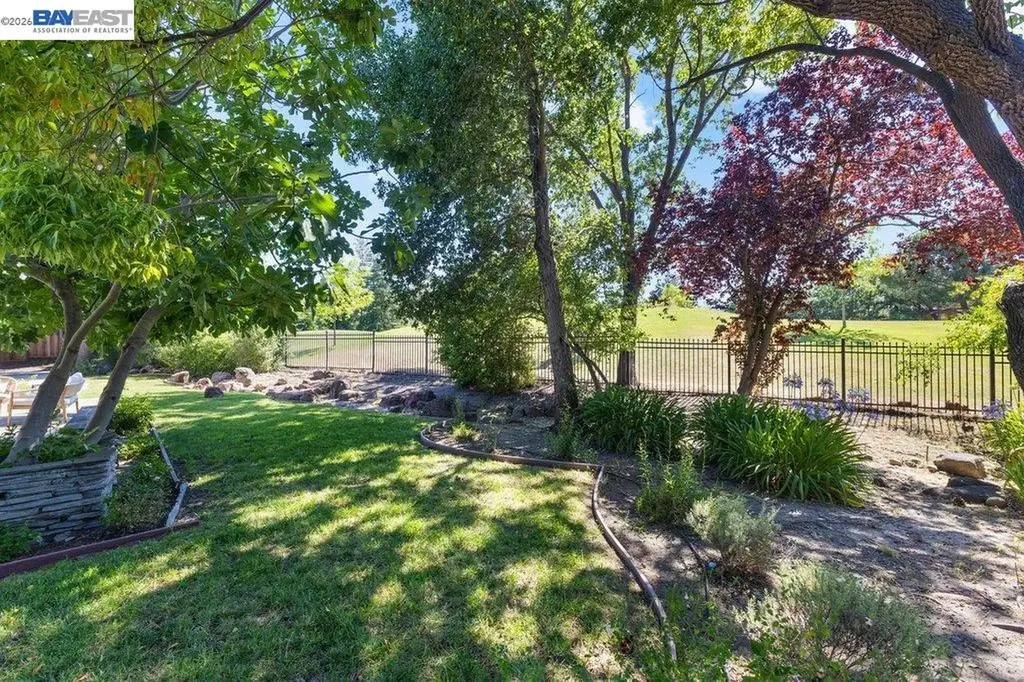 3180 Roundhill Road Alamo CA 94507