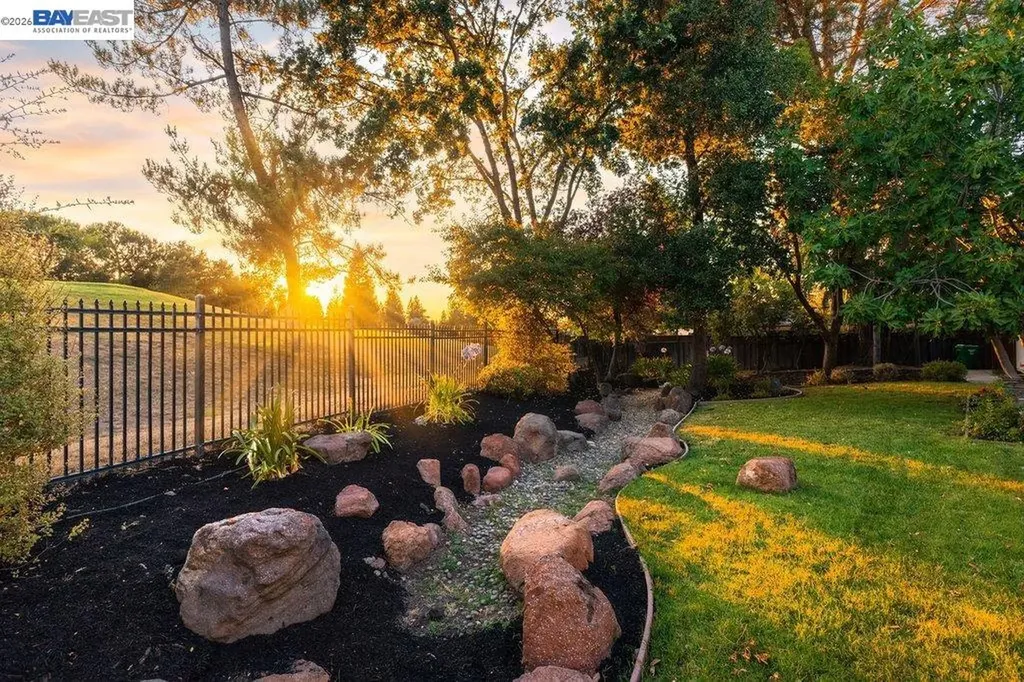 3180 Roundhill Road Alamo CA 94507