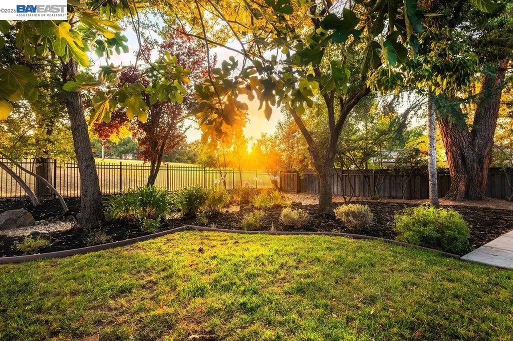 3180 Roundhill Road Alamo CA 94507