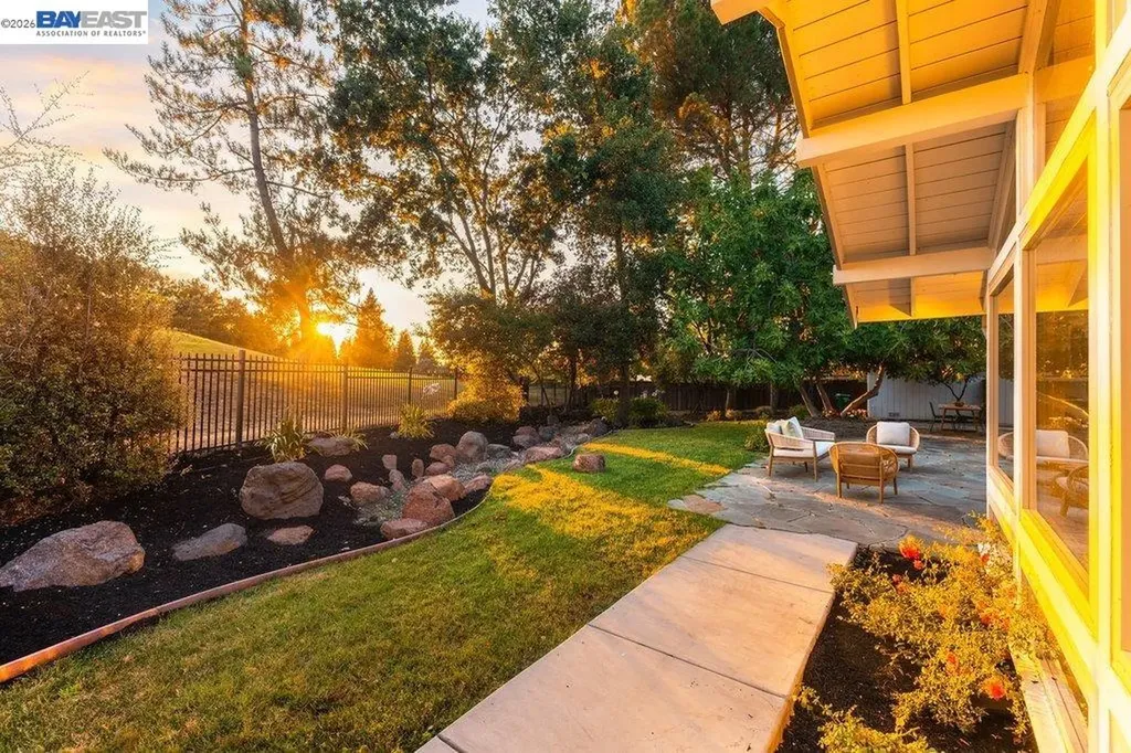 3180 Roundhill Road Alamo CA 94507