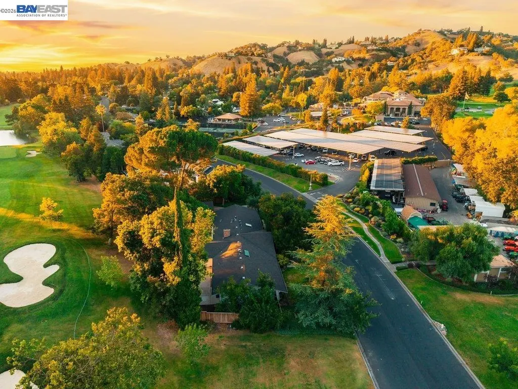 3180 Roundhill Road Alamo CA 94507