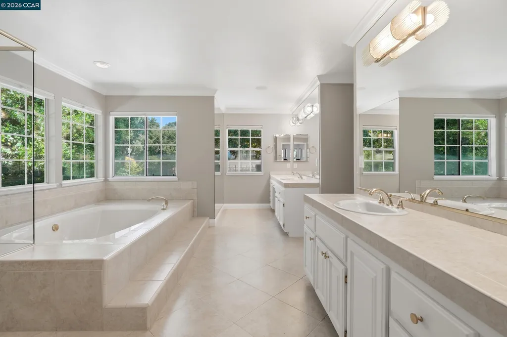 44 Squire Court Alamo CA 94507