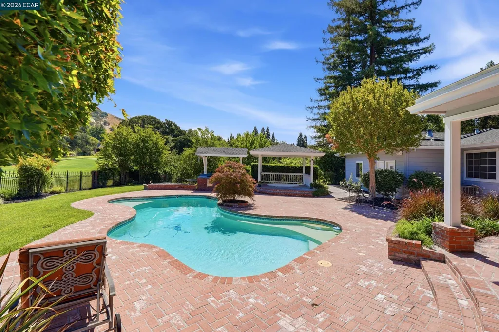 44 Squire Court Alamo CA 94507