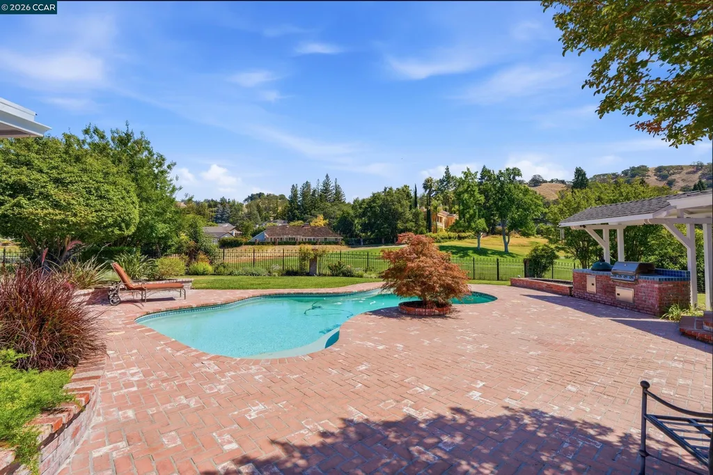 44 Squire Court Alamo CA 94507