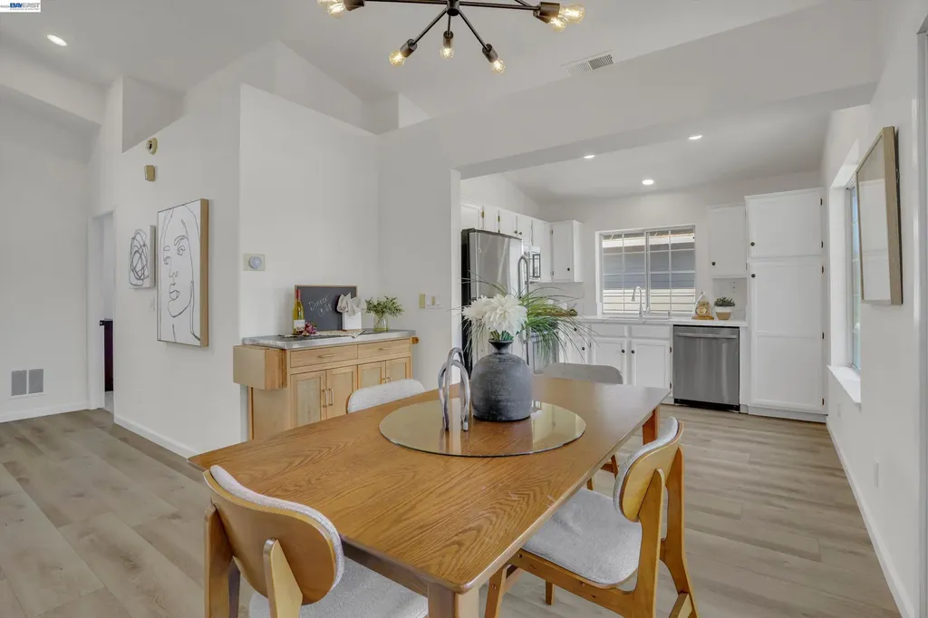 5521 Crimson Circle Fremont CA 94538