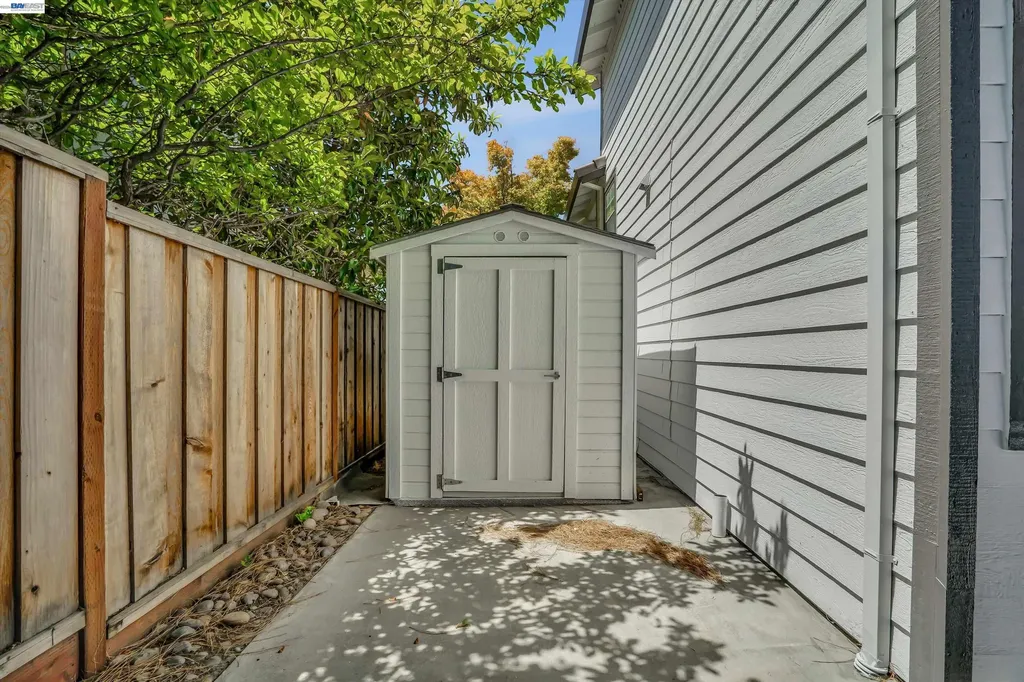 5521 Crimson Circle Fremont CA 94538