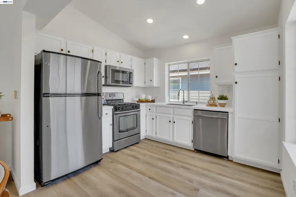 5521 Crimson Circle Fremont CA 94538