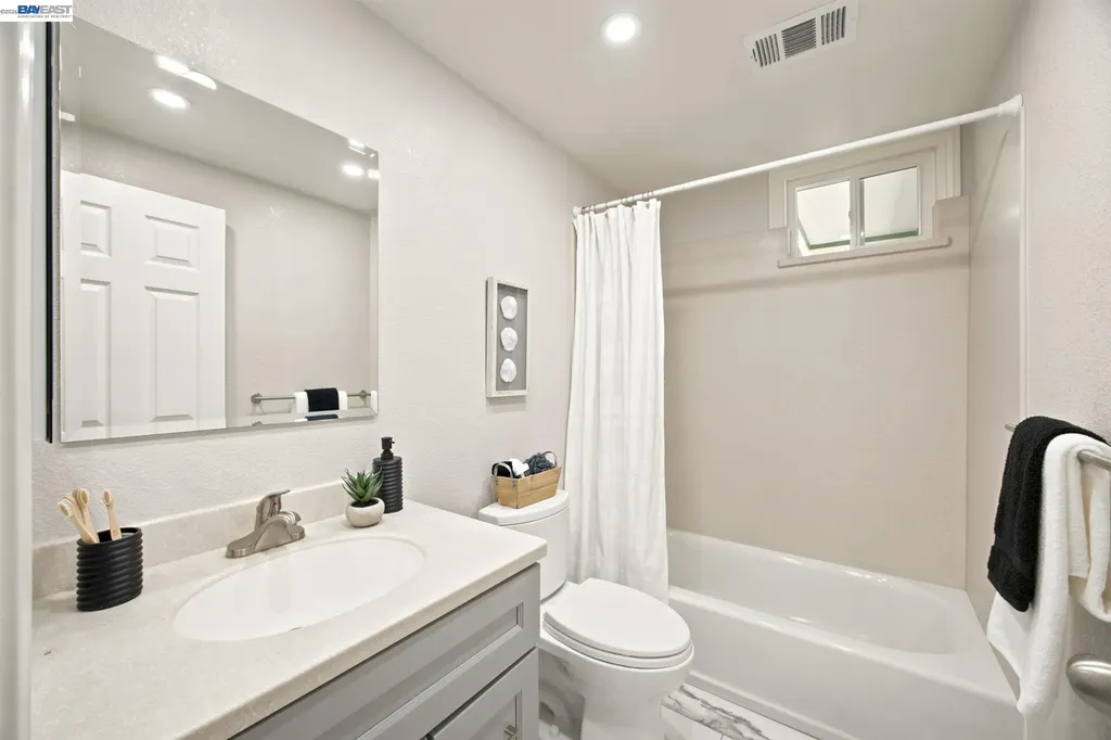 1082 Springfield Drive Walnut Creek CA 94598