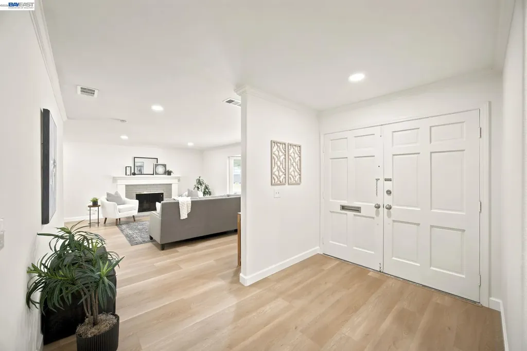 1082 Springfield Drive Walnut Creek CA 94598
