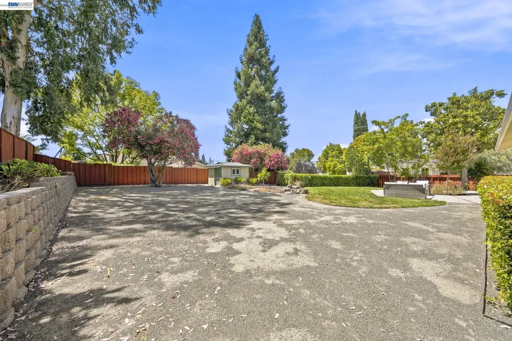 1082 Springfield Drive Walnut Creek CA 94598