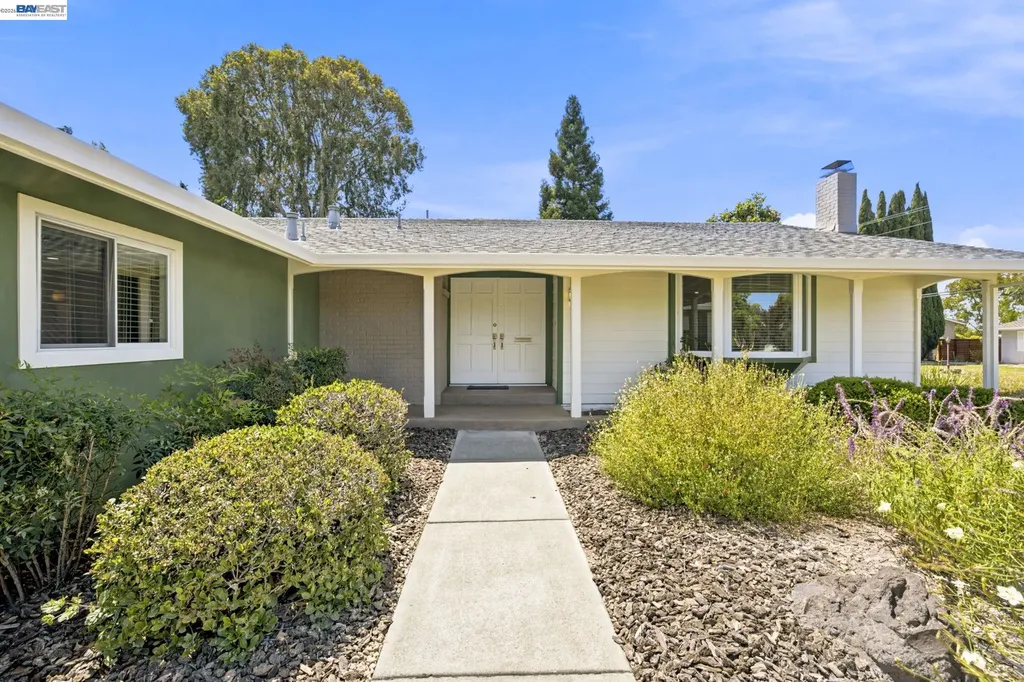 1082 Springfield Drive Walnut Creek CA 94598