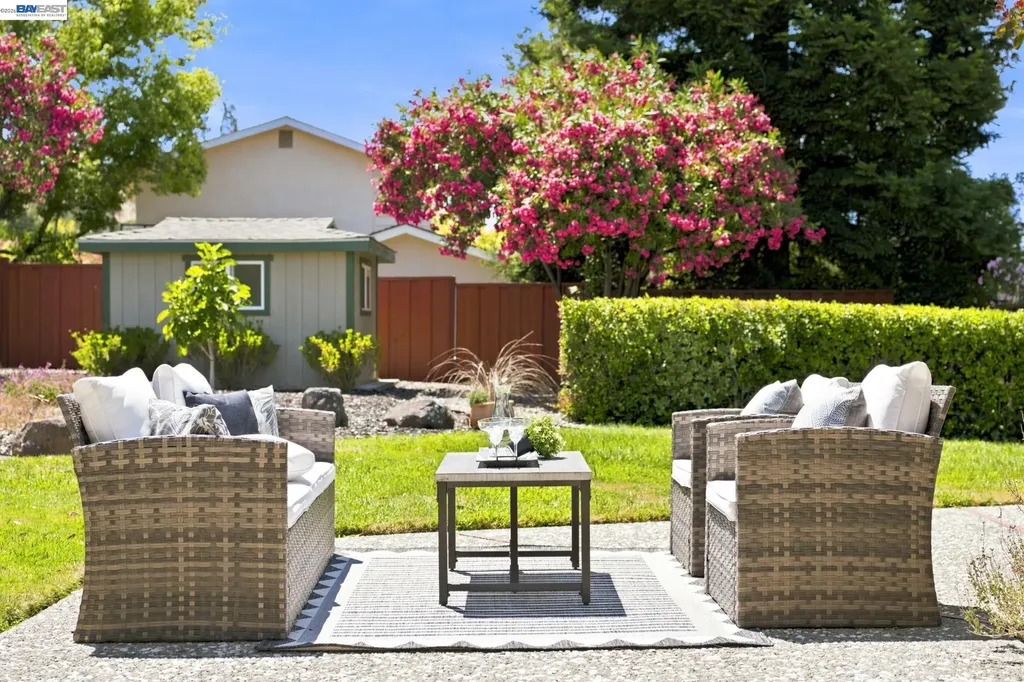 1082 Springfield Drive Walnut Creek CA 94598