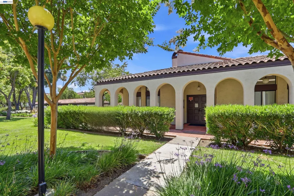 39821 Cedar Boulevard Newark CA 94560