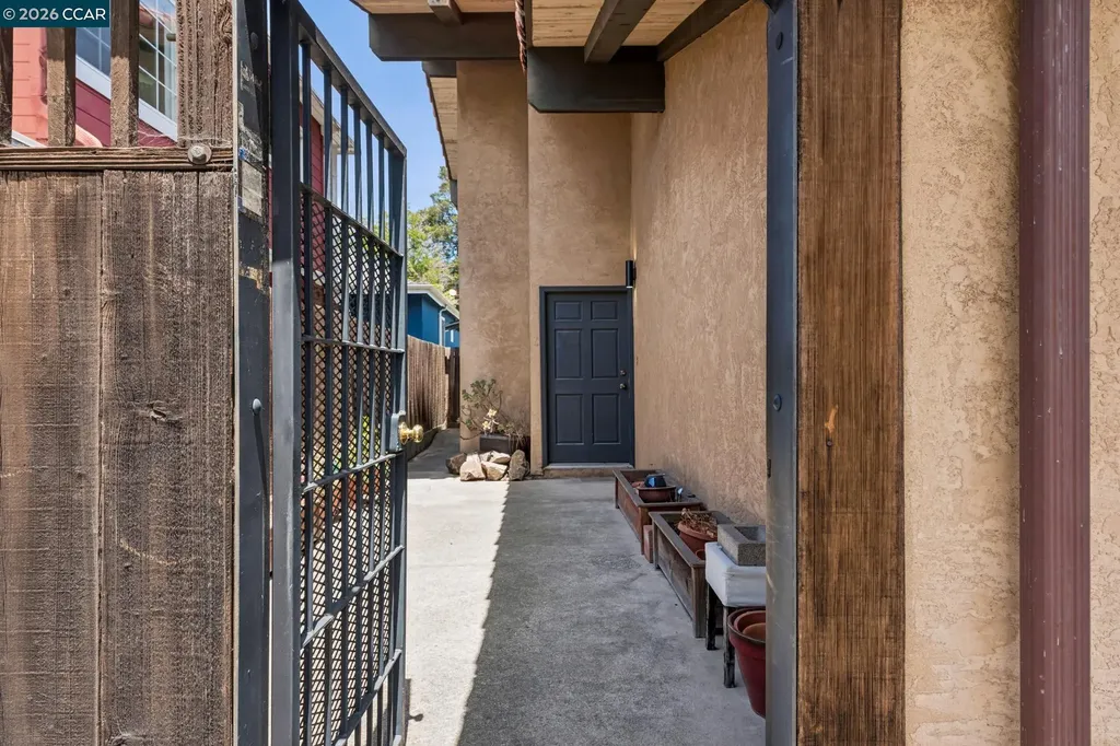 1242 Hopkins Street Berkeley CA 94707