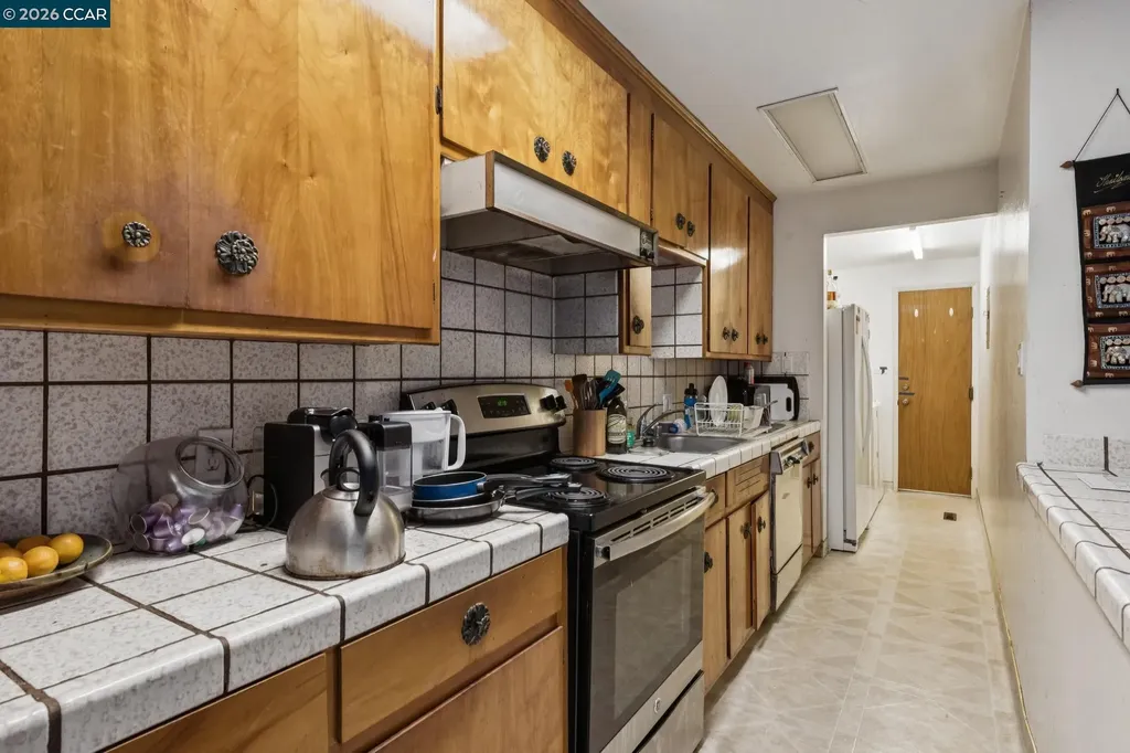 1242 Hopkins Street Berkeley CA 94707