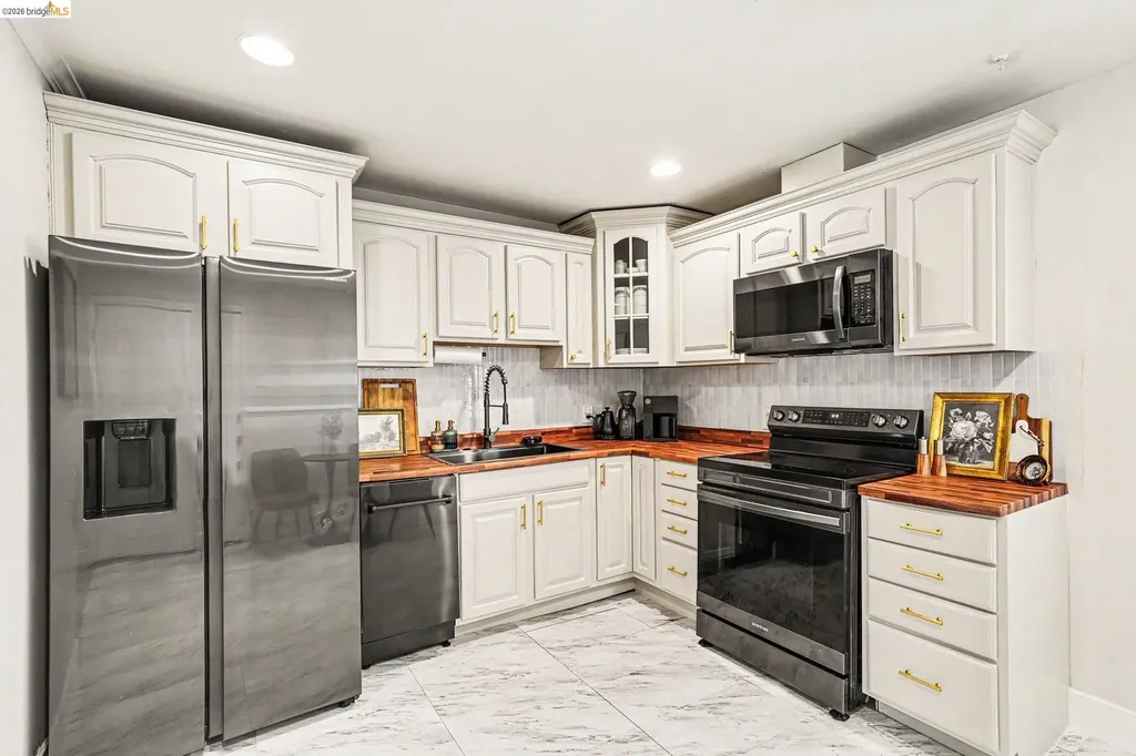 4100 Irene Drive Martinez CA 94553