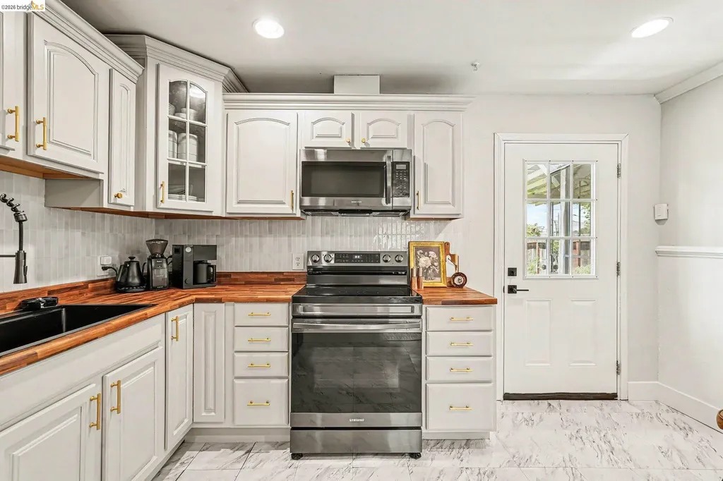 4100 Irene Drive Martinez CA 94553
