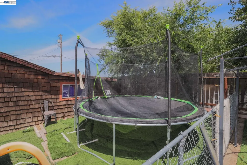 20 Kessler Lane Oakley CA 94561