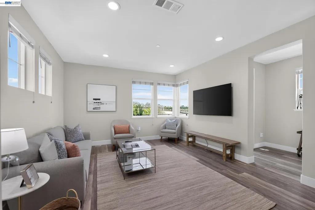 4359 Mono Vista Street Dublin CA 94568