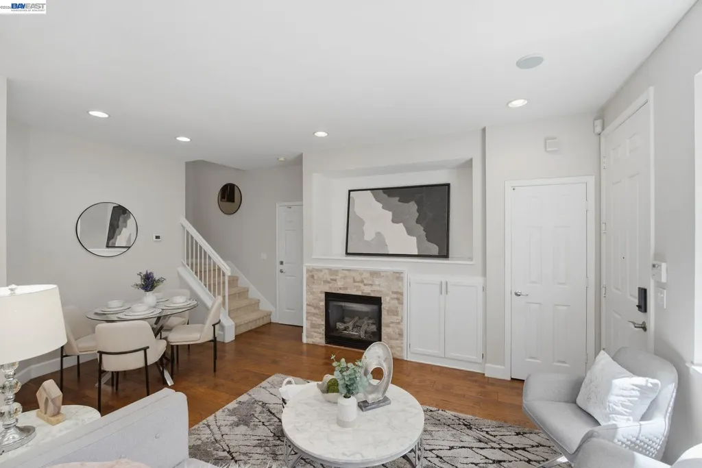 106 Accolade Drive San Leandro CA 94577