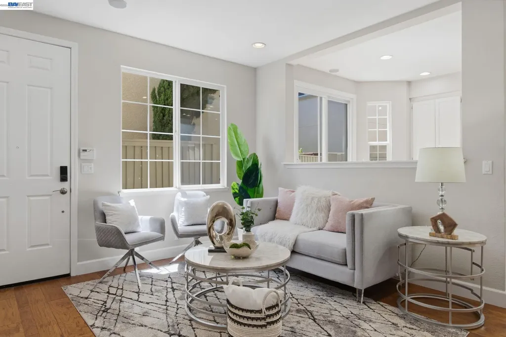 106 Accolade Drive San Leandro CA 94577