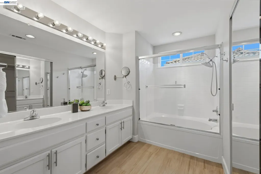 106 Accolade Drive San Leandro CA 94577