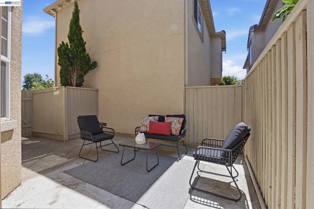 106 Accolade Drive San Leandro CA 94577