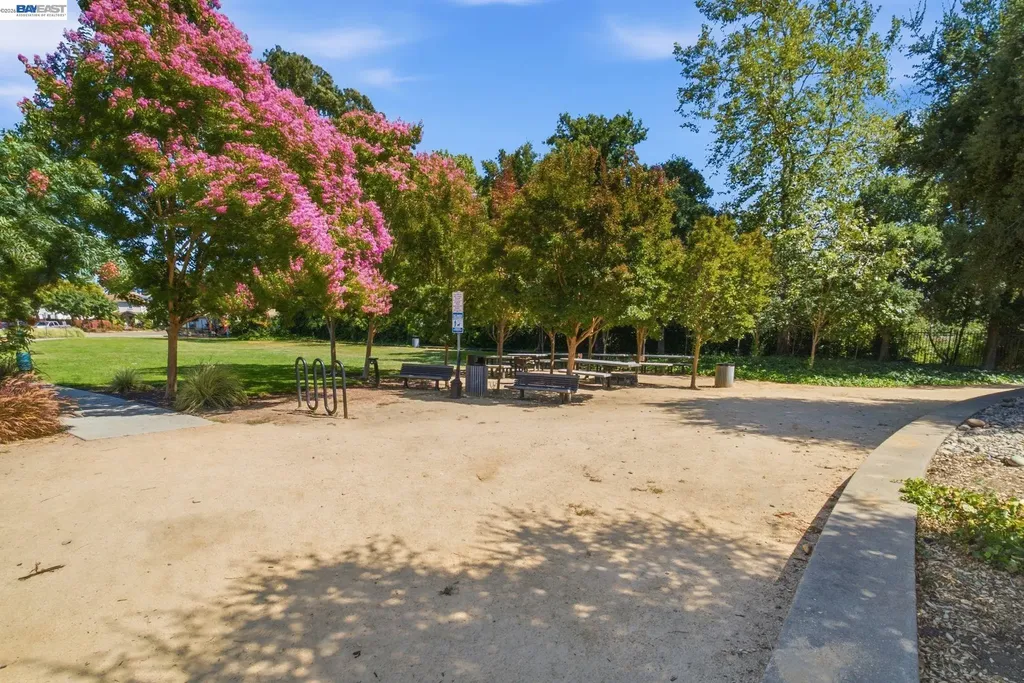 106 Accolade Drive San Leandro CA 94577
