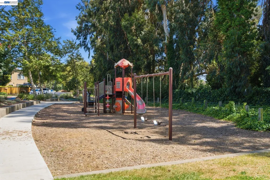 106 Accolade Drive San Leandro CA 94577