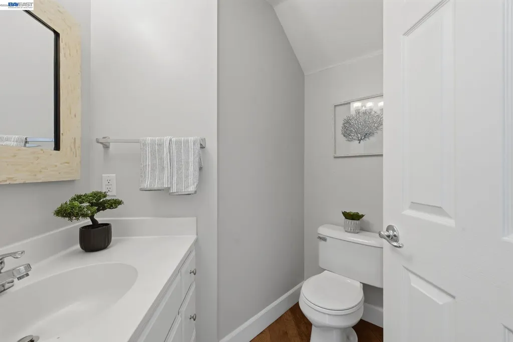 106 Accolade Drive San Leandro CA 94577