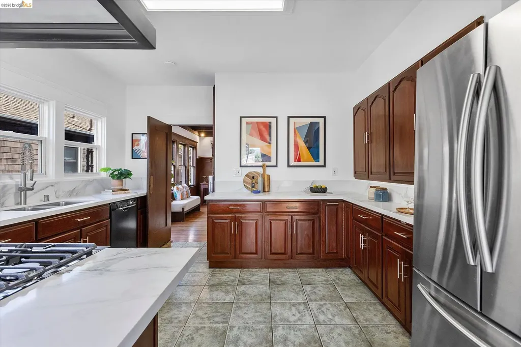 3107 Central Avenue Alameda CA 94501
