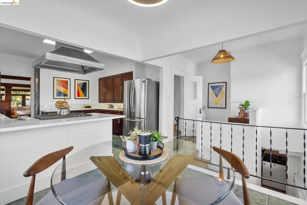 3107 Central Avenue Alameda CA 94501