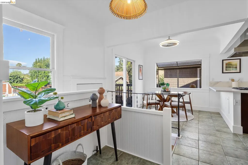 3107 Central Avenue Alameda CA 94501
