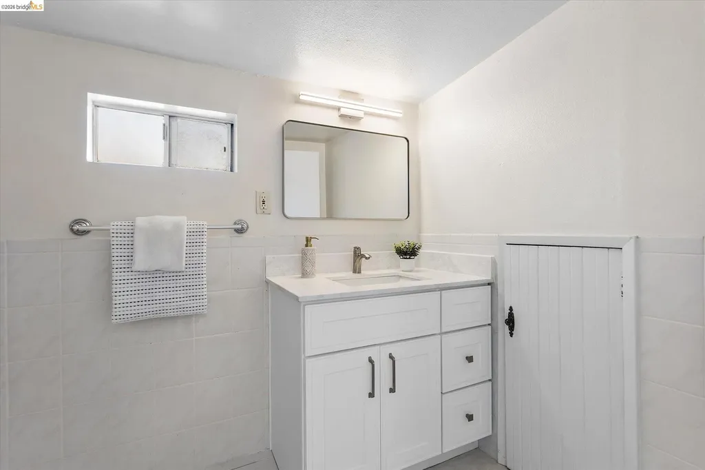 3107 Central Avenue Alameda CA 94501