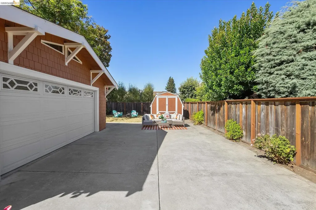 3107 Central Avenue Alameda CA 94501