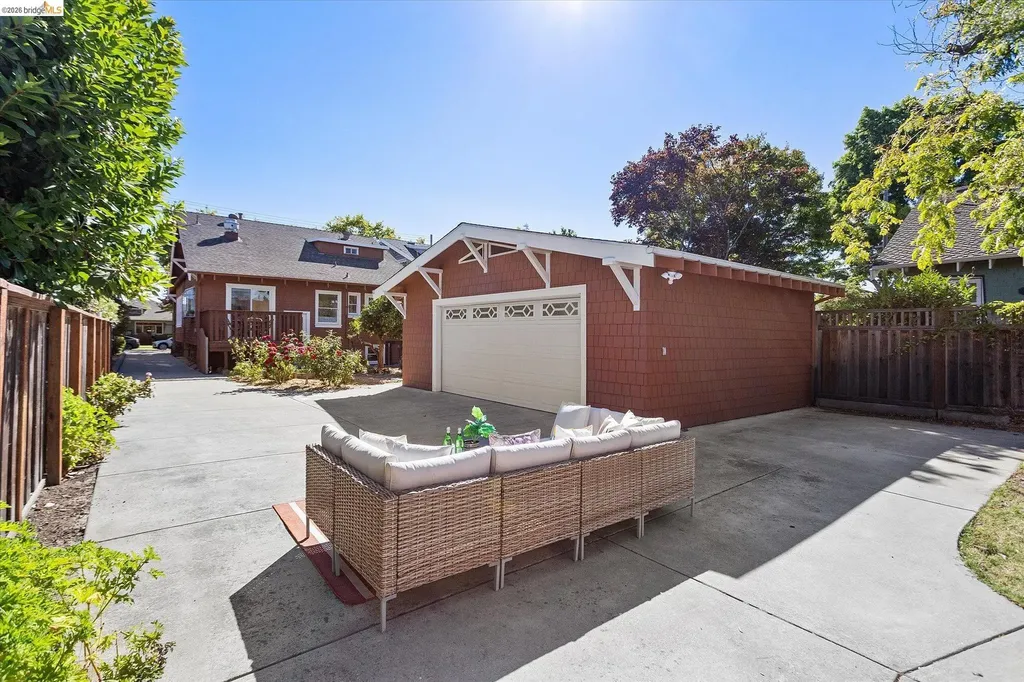 3107 Central Avenue Alameda CA 94501