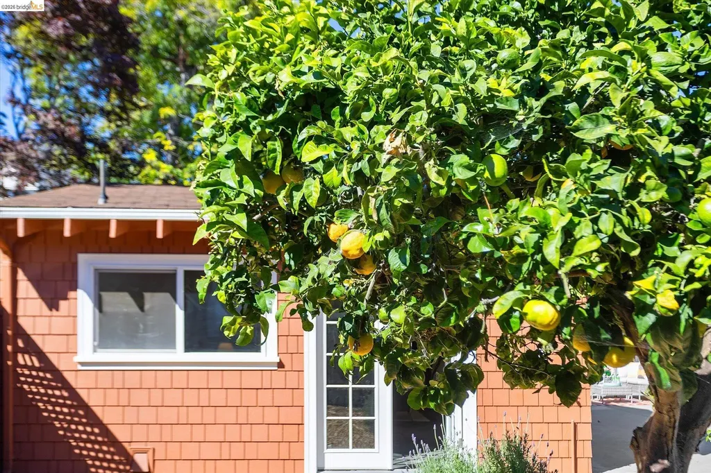 3107 Central Avenue Alameda CA 94501