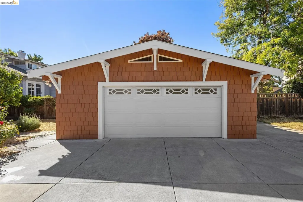 3107 Central Avenue Alameda CA 94501
