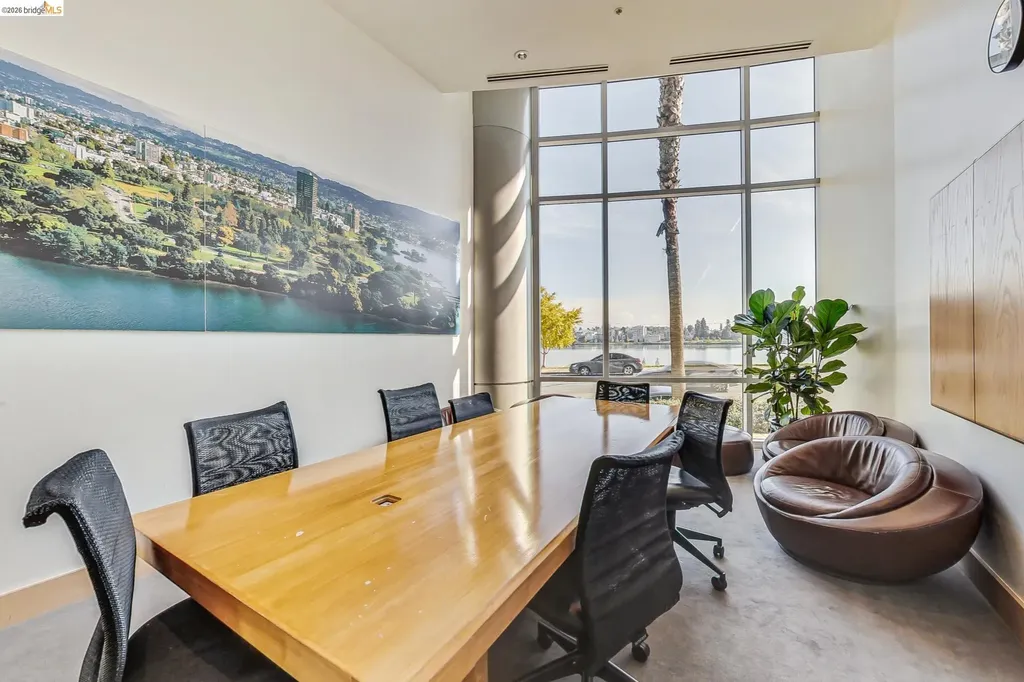 1 Lakeside Drive Oakland CA 94612