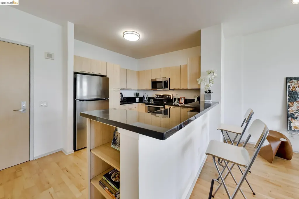 1 Lakeside Drive Oakland CA 94612